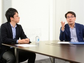 弥生会計　代表　岡本氏　クラウド請求書サービスMisoca　代表　豊吉氏　その1