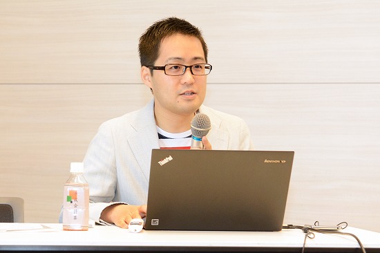 公認会計士ナビ・編集長 手塚佳彦