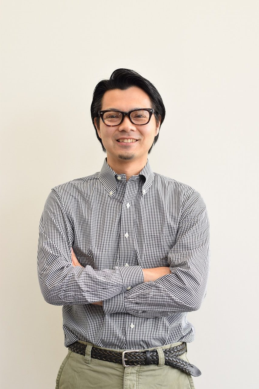 東 陽亮氏