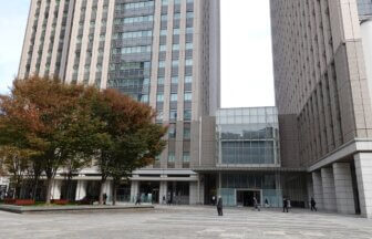 令和3年（2021年）公認会計士試験合格発表会場・金融庁前
