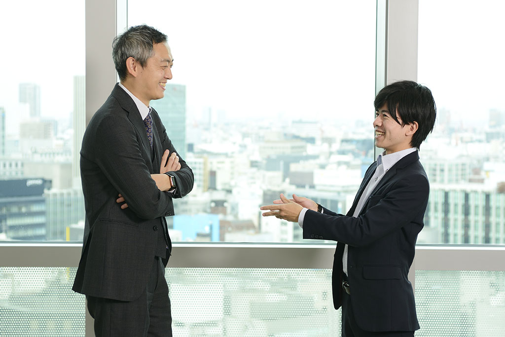 鈴木 勝也氏_令和アカウンティング・ホールディングス株式会社_グループ長／公認会計士_曽根 光世氏