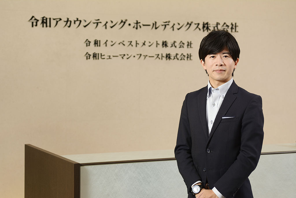 曽根 光世氏_令和アカウンティング・ホールディングス株式会社_公認会計士