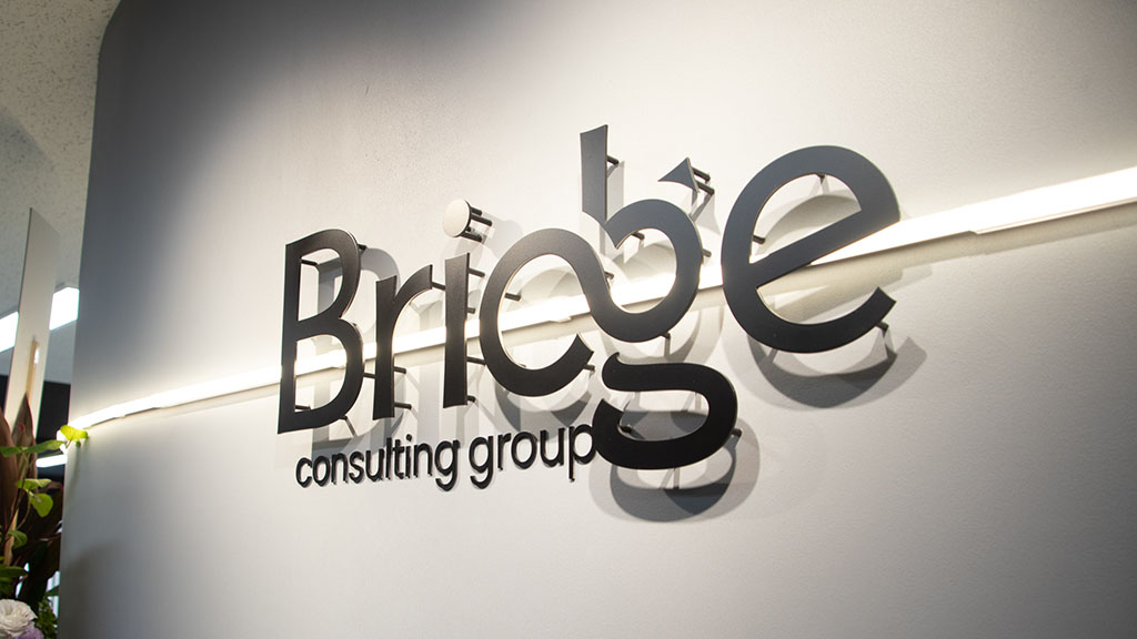 cpa_bridge_office_入口受付_ブリッジコンサルティンググループ