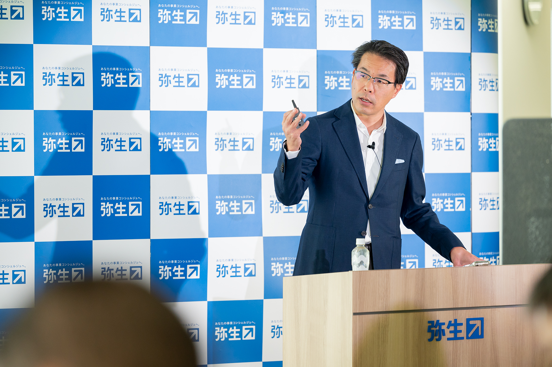 新たな経営体制での事業報告、やよいの給与明細オンラインリニュアール、インボイス・電帳法改正への取り組みなど：弥生事業概況説明会・2022年秋_代表取締役社長_岡本浩一郎 氏